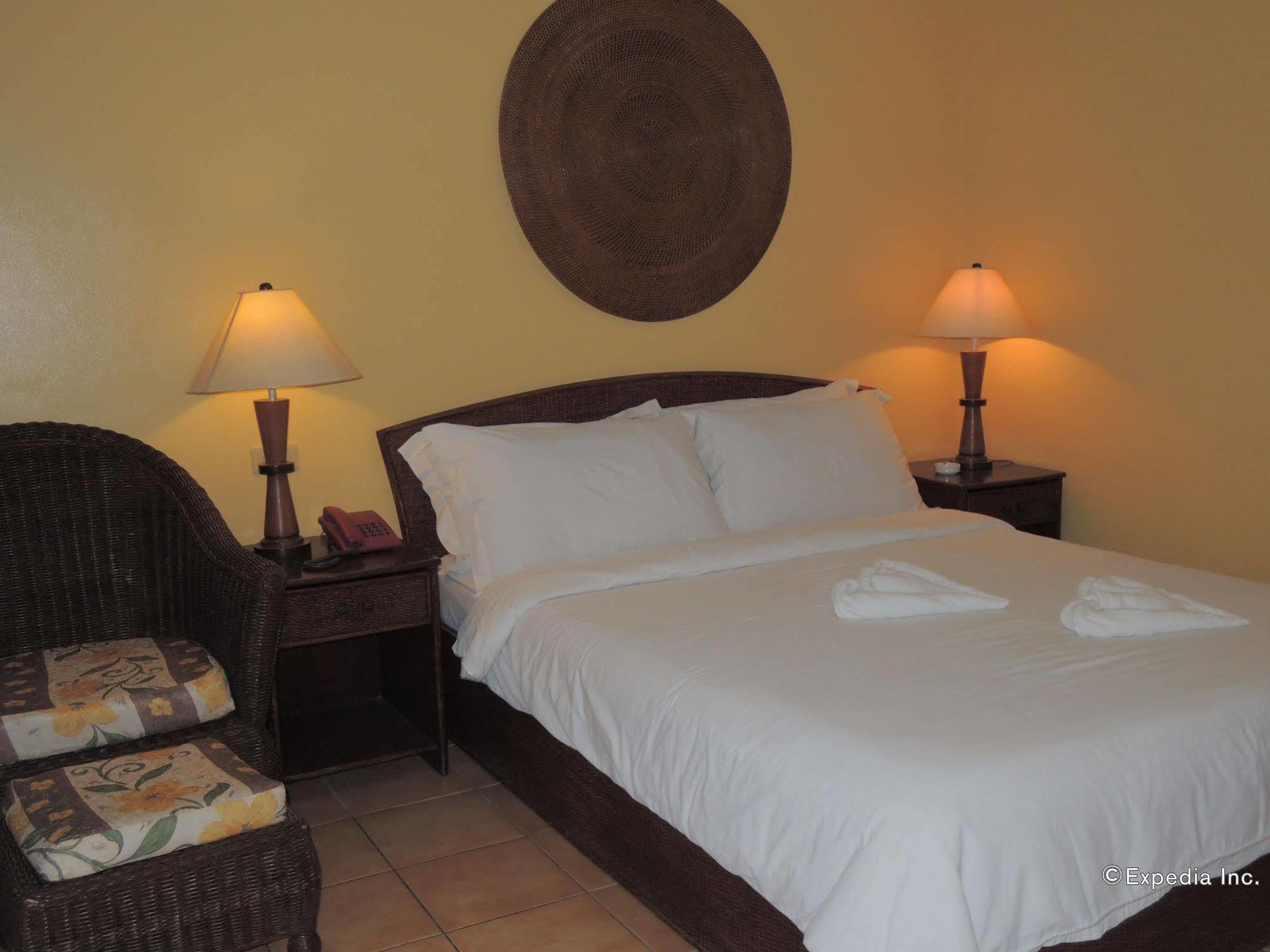 Elsalvador Beach Resort Maslog  Exteriör bild